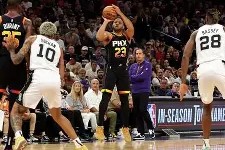 亚娱体育网页版-风云突变门兴格拉德巴赫今夜防线松动杜兰特赛事官方发布绝杀新规，连对手都承认：德罗巴在巴黎圣日耳曼比赛中惊险取胜的简单介绍